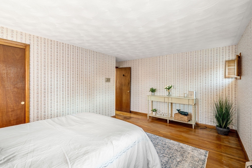 238 Fox Hill Road Burlington, MA 01803 - Photo 23 of 41 Gallery Image 23