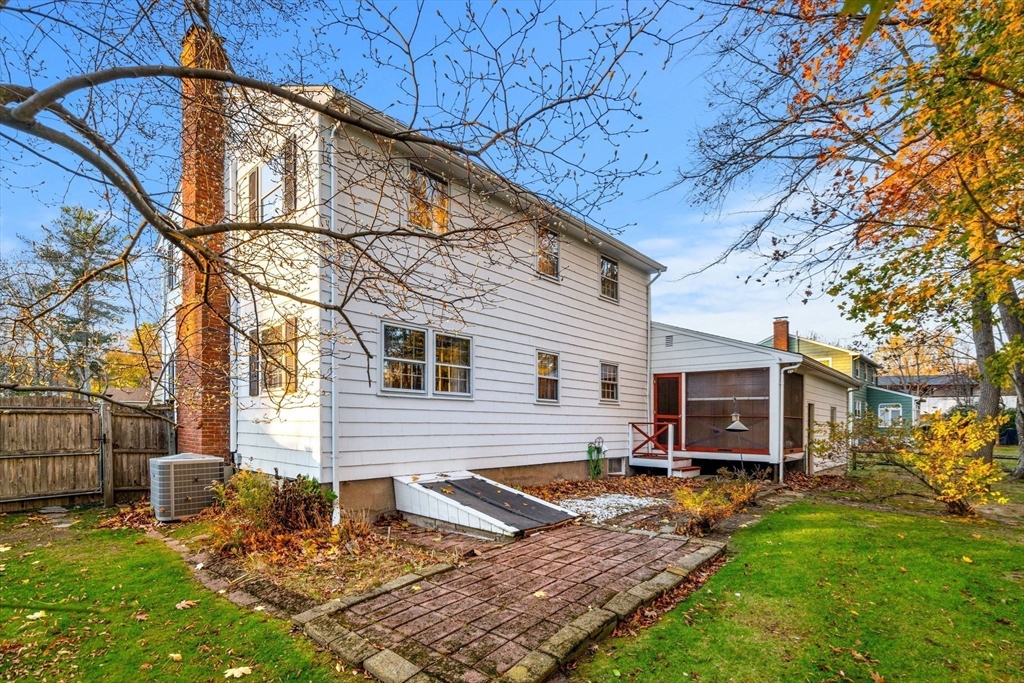 238 Fox Hill Road Burlington, MA 01803 - Photo 37 of 41 Gallery Image 37