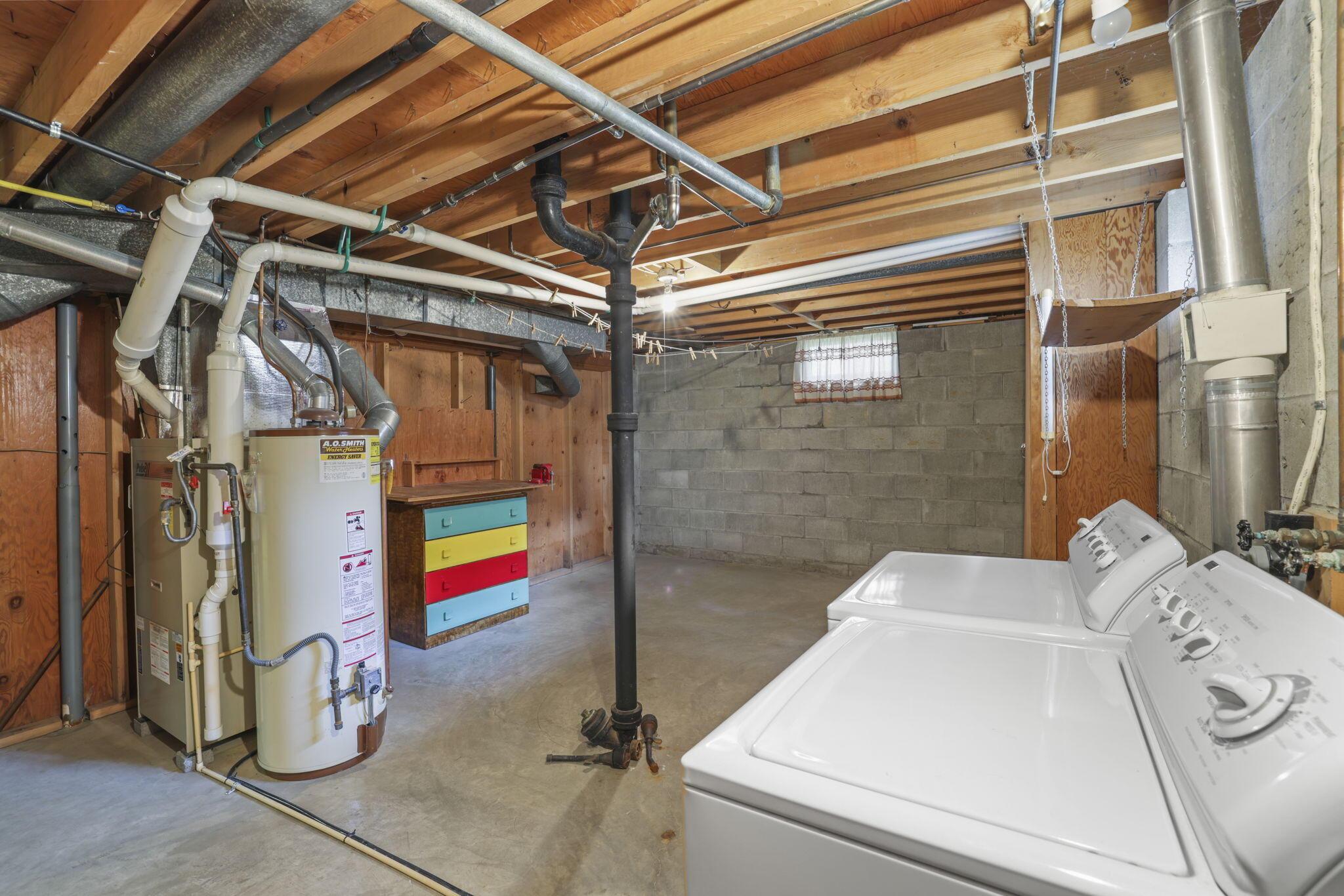 702 Sherwick Road Newark, OH 43055 - Photo 35 of 54 Basement
