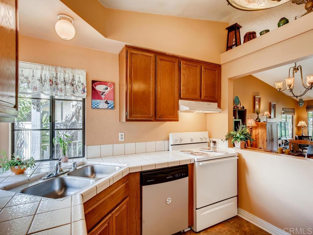 1296 Longfellow Road Vista, CA 92081 - Photo 7 of 11