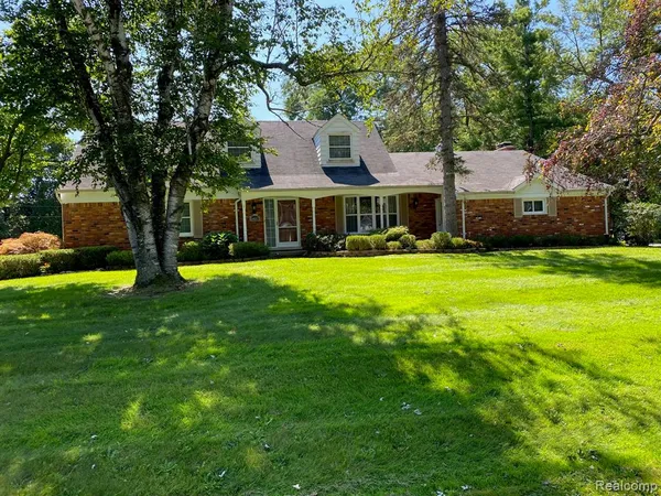 $3,600 | 5659 Kingsmill Drive, Bloomfield Hills, MI 48301