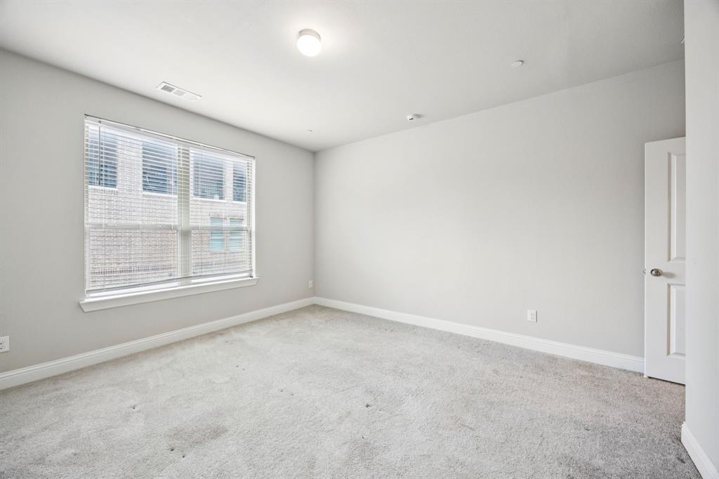 8081 Snowmass Drive Frisco, TX 75034 - Photo 12 of 25 an empty room with a window