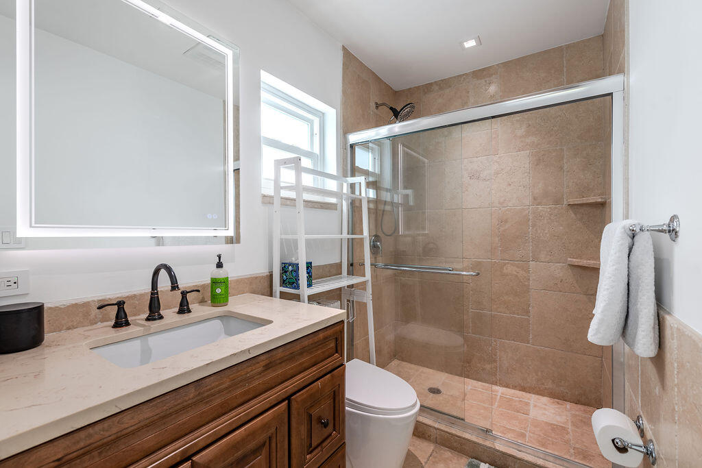 115 St Cloud Lane Boca Raton, FL 33431 - Photo 28 of 35 115StCloudLaneBocaRaton-31