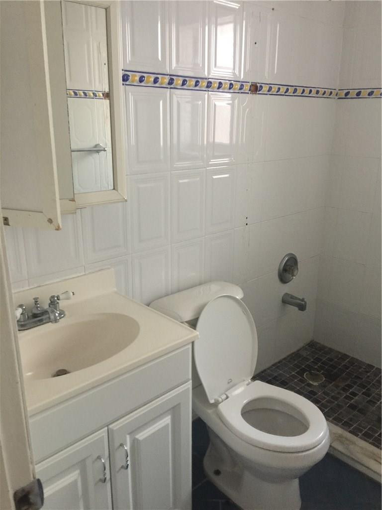 1910 North Surf Road, Unit 1 Hollywood, FL 33019 - Photo 11 of 13 Photo 11