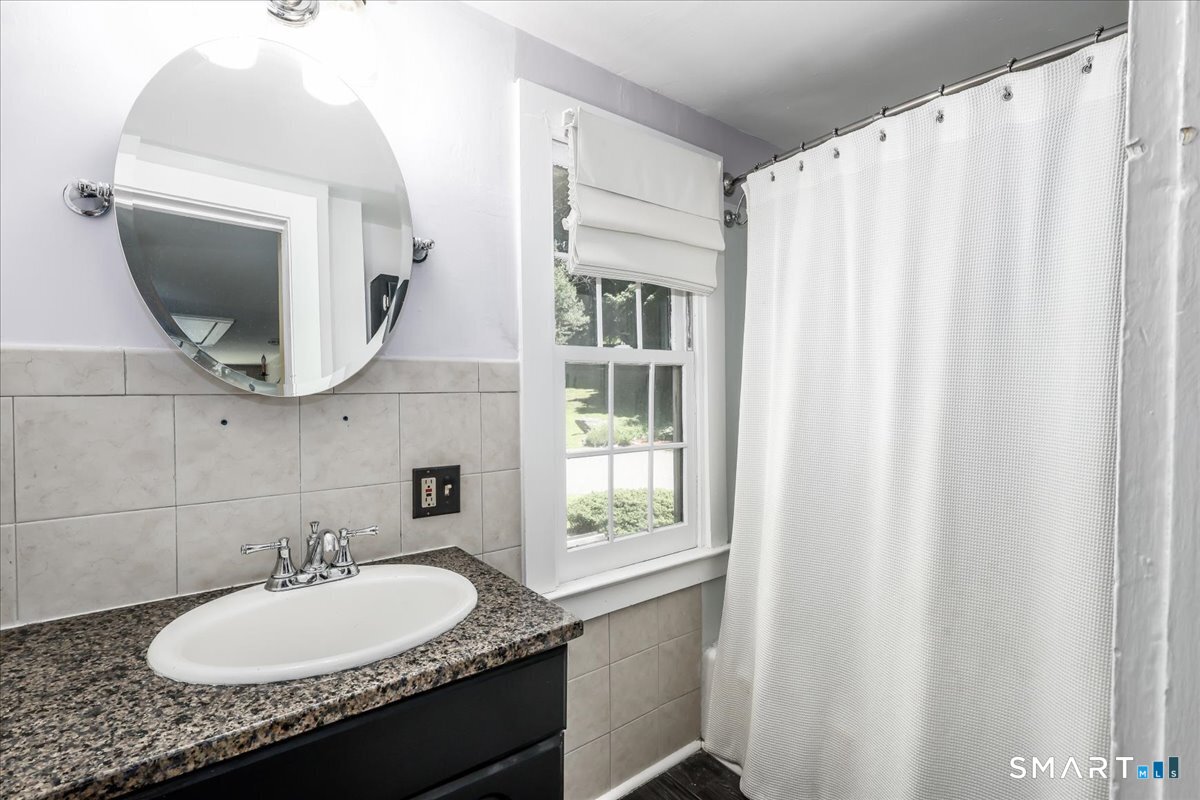 203 Whisconier Road Brookfield, CT 06804 - Photo 32 of 40