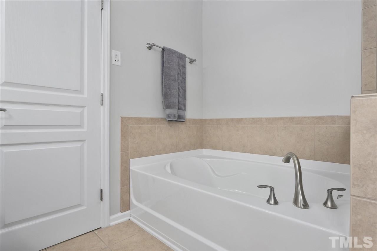 10120 Glen Autumn Road Raleigh, NC 27617 - Photo 16 of 30 Gallery Image 16