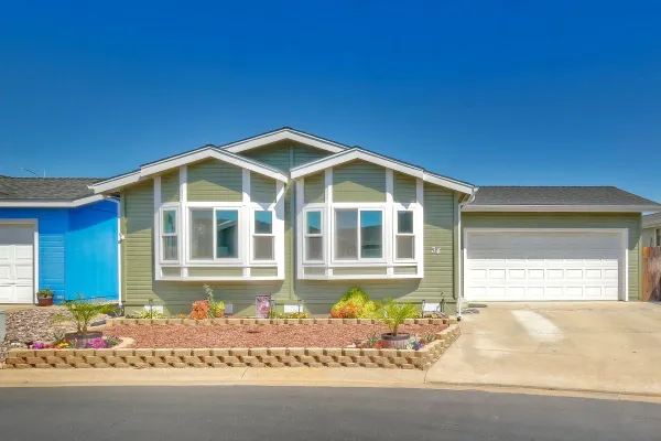 $400,000 | 15935 Spring Oaks Road, Unit SPC 34, El Cajon, CA 92021