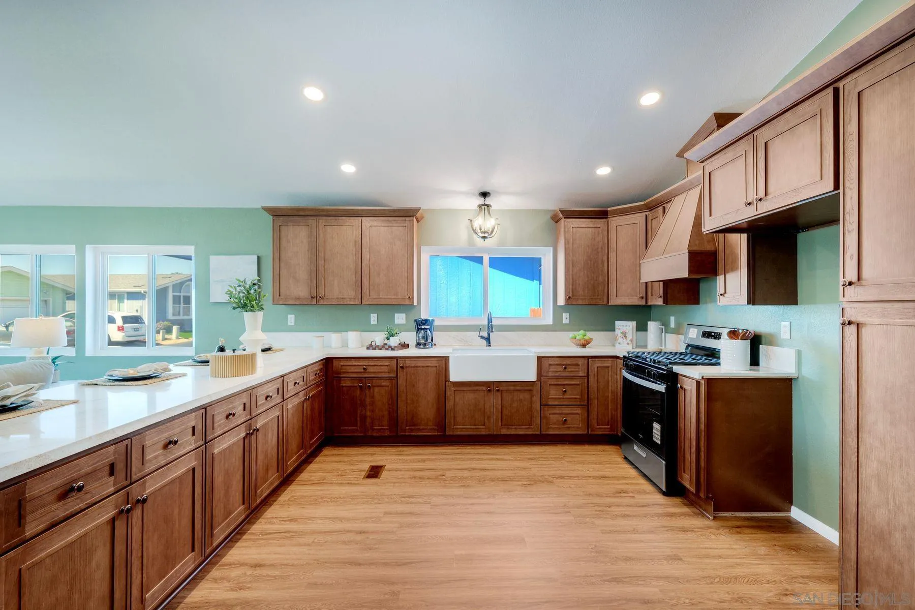 15935 Spring Oaks Road, Unit SPC 34 El Cajon, CA 92021 - Photo 9 of 34