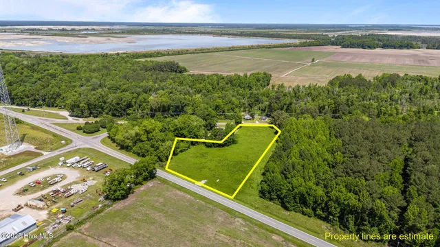 $55,000 | 24573 Nc 33 & Sr 1965, Aurora, NC 27806