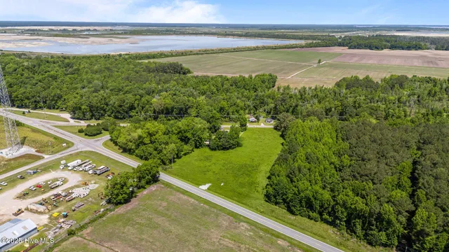 $55,000 | 24573 Nc 33 & Sr 1965, Aurora, NC 27806