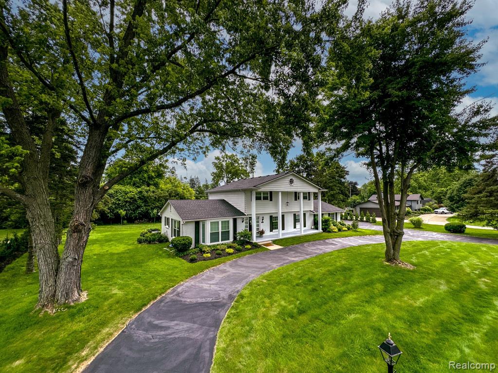 6895 Halyard Road Bloomfield Hills, MI 48301 - Photo 4 of 44