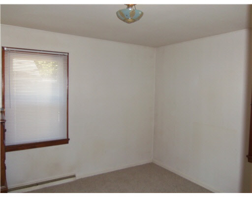 52261 Portage Road South Bend, IN 46628 - Photo 6 of 17 Gallery Image 6