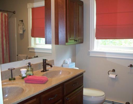 100 10 Lots Road Fairfield, ME 04937 - Photo 14 of 25 Bathroom.