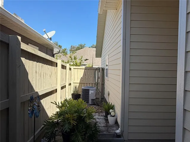 $344,000 | 7640 Southwest 25th Avenue, Gainesville, FL 32608