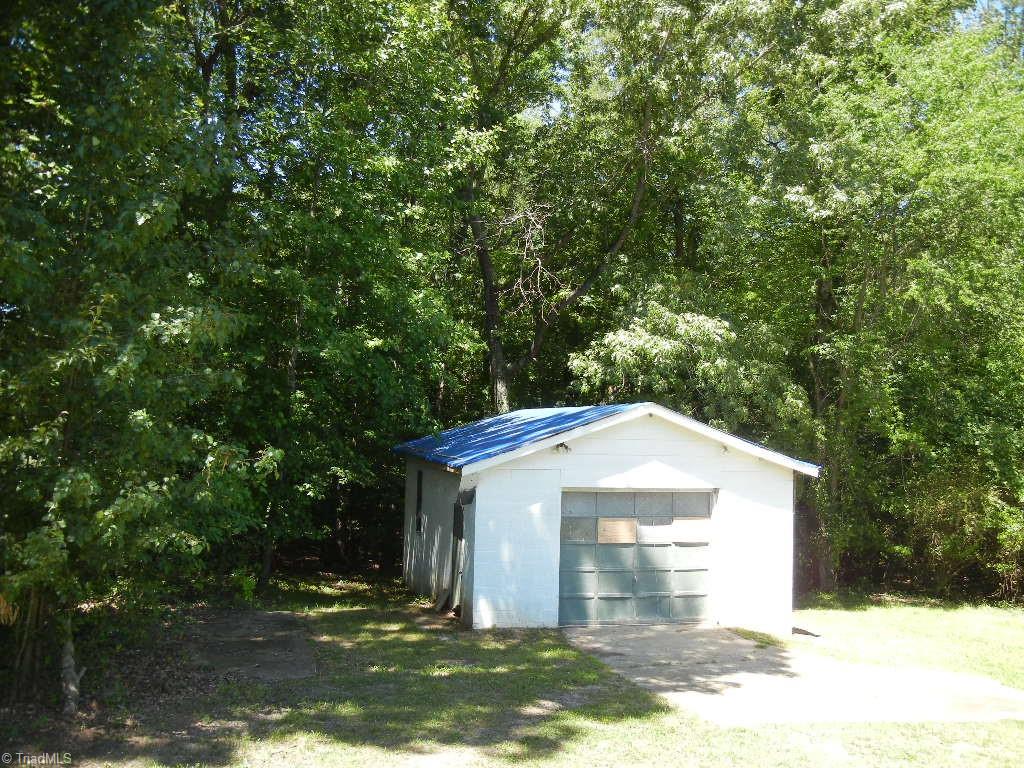 408 Bailey Road Madison, NC 27025 - Photo 15 of 16