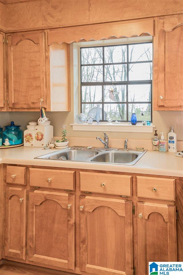 2439 Rockcreek Road Birmingham, AL 35226 - Photo 20 of 36