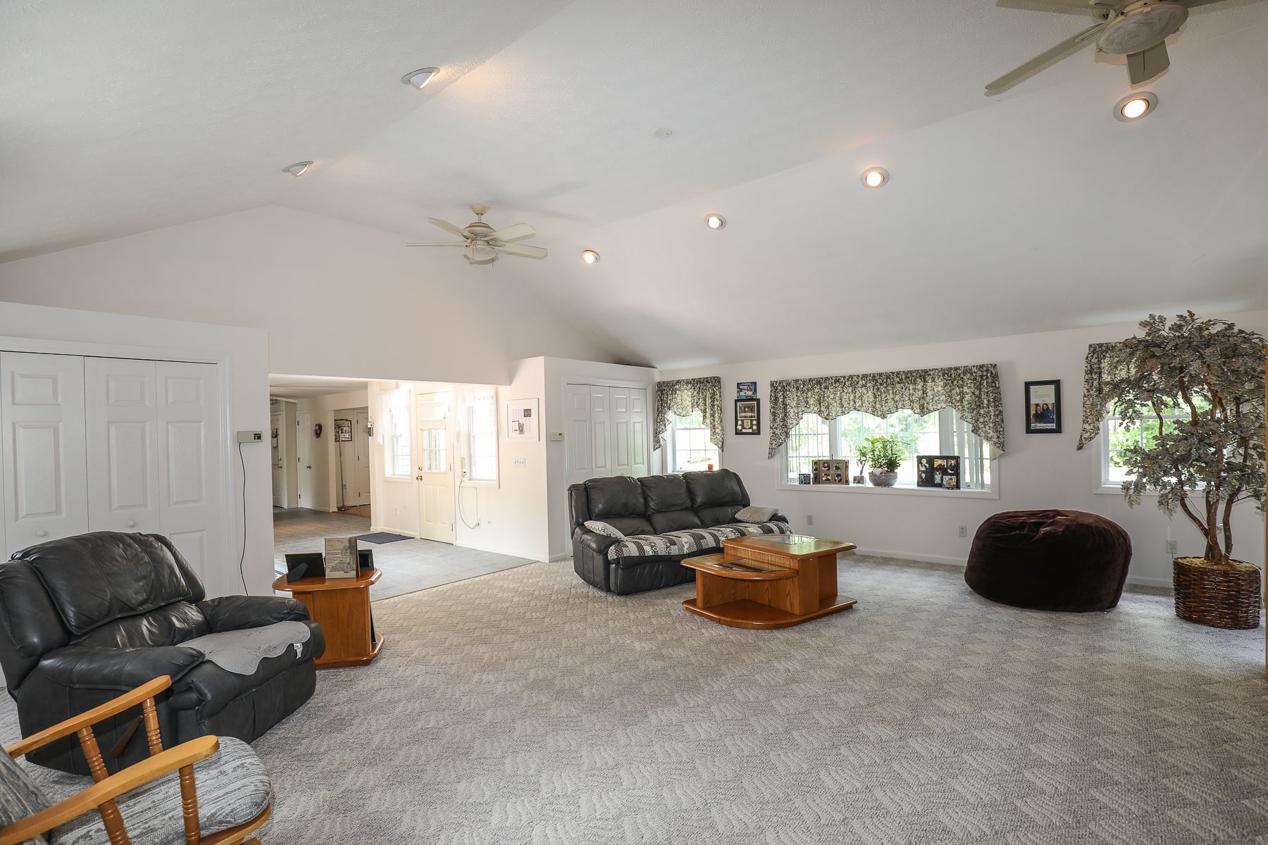 78 Wason Road Hudson, NH 03051 - Photo 12 of 27