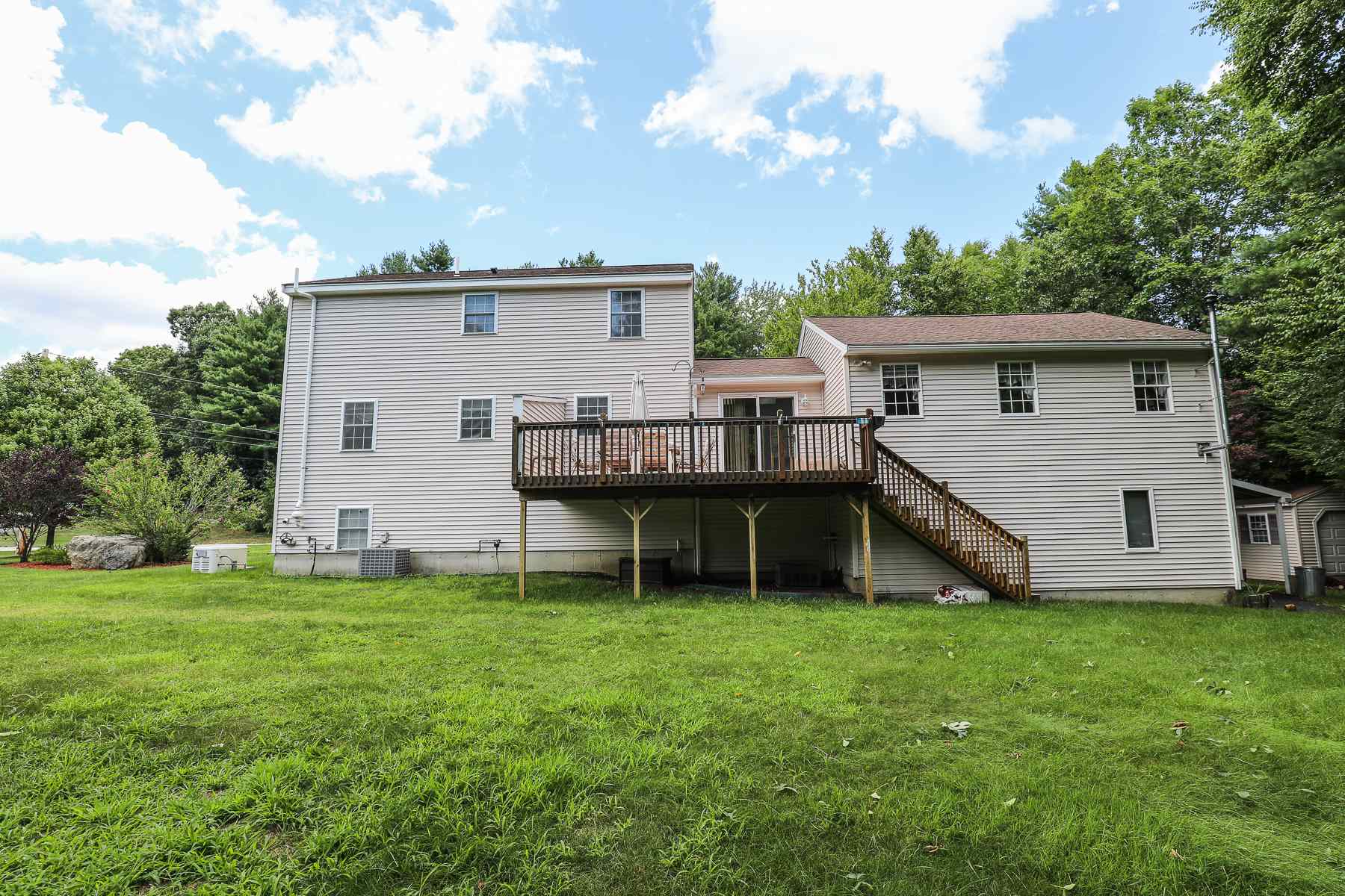 78 Wason Road Hudson, NH 03051 - Photo 24 of 27