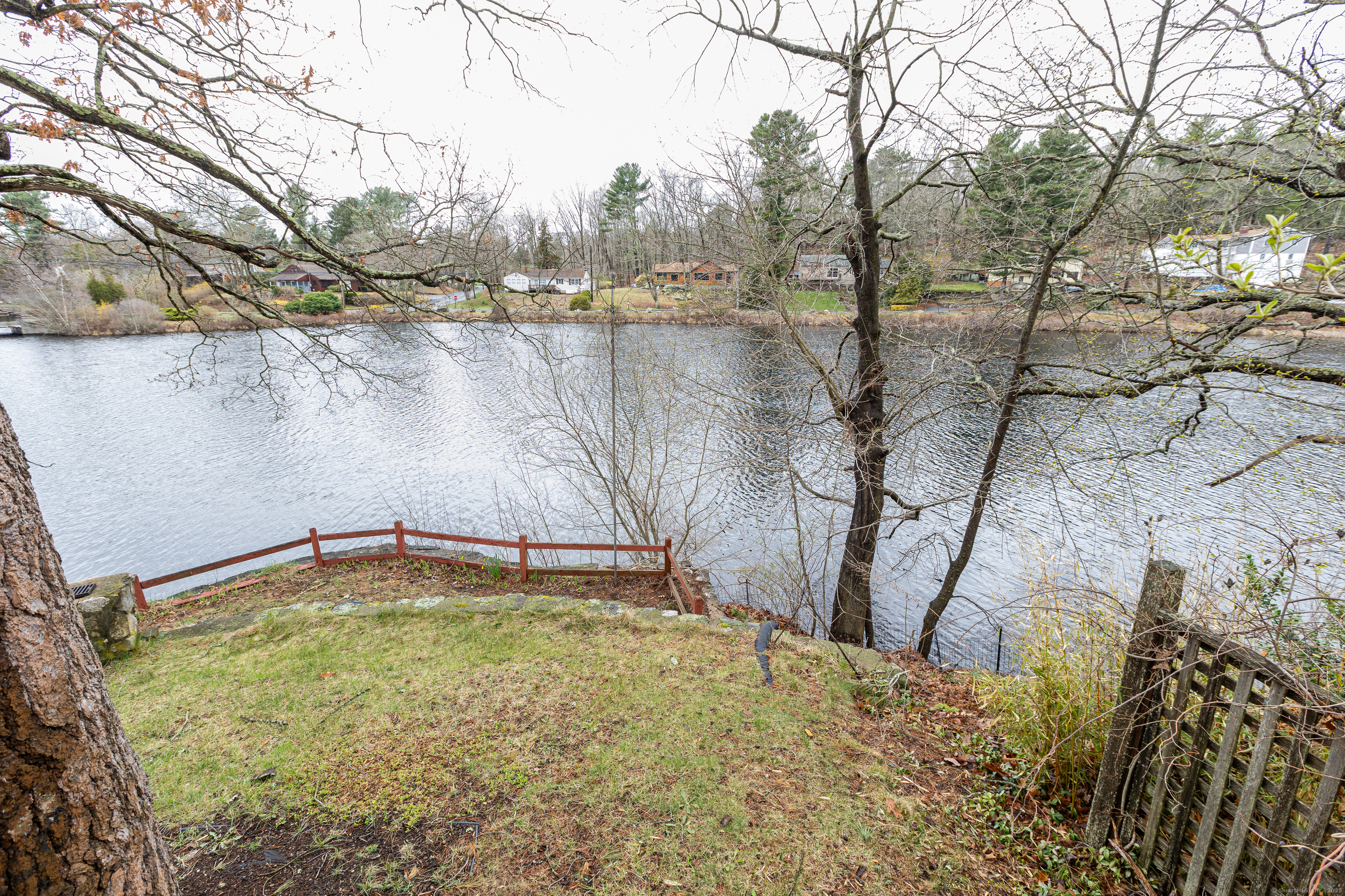24 Echo Point Road Guilford, CT 06437 - Photo 9 of 30 a view of a backyard