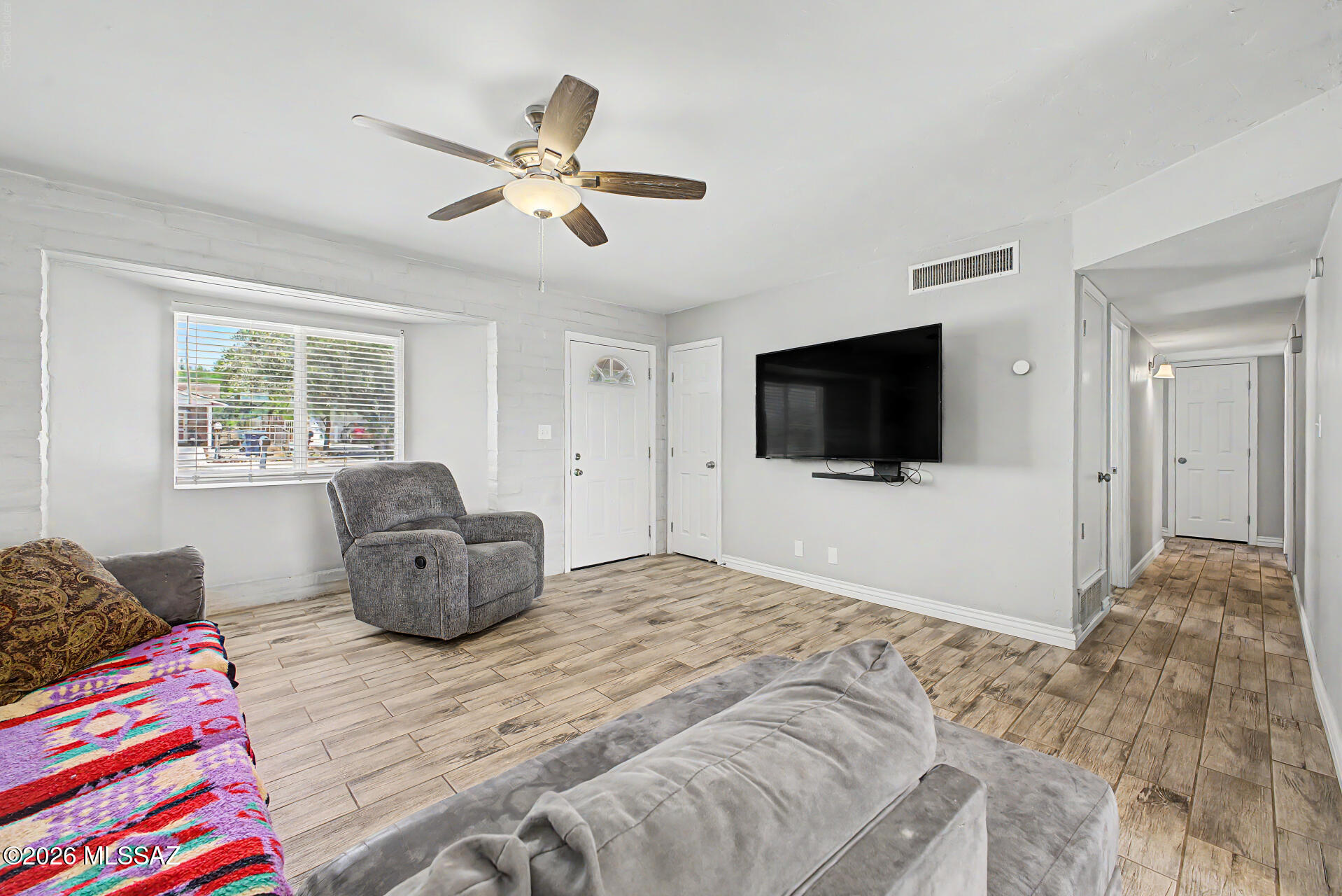 2071 West Merlin Road Tucson, AZ 85713 - Photo 8 of 45 8 - Merlin