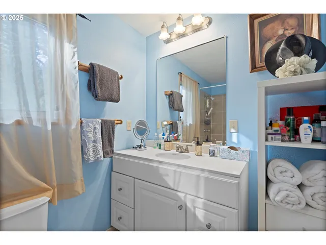 $248,000 | 1436 South Fun River Place, Lincoln City, OR 97367