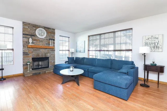 $475,000 | 406 Palmer Drive, Bolingbrook, IL 60490