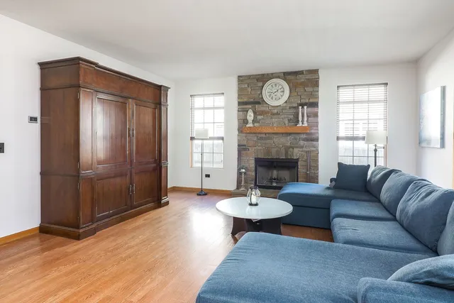 $475,000 | 406 Palmer Drive, Bolingbrook, IL 60490