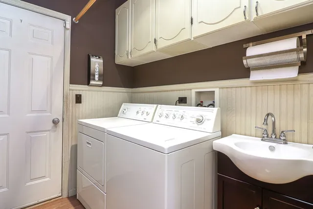 $475,000 | 406 Palmer Drive, Bolingbrook, IL 60490