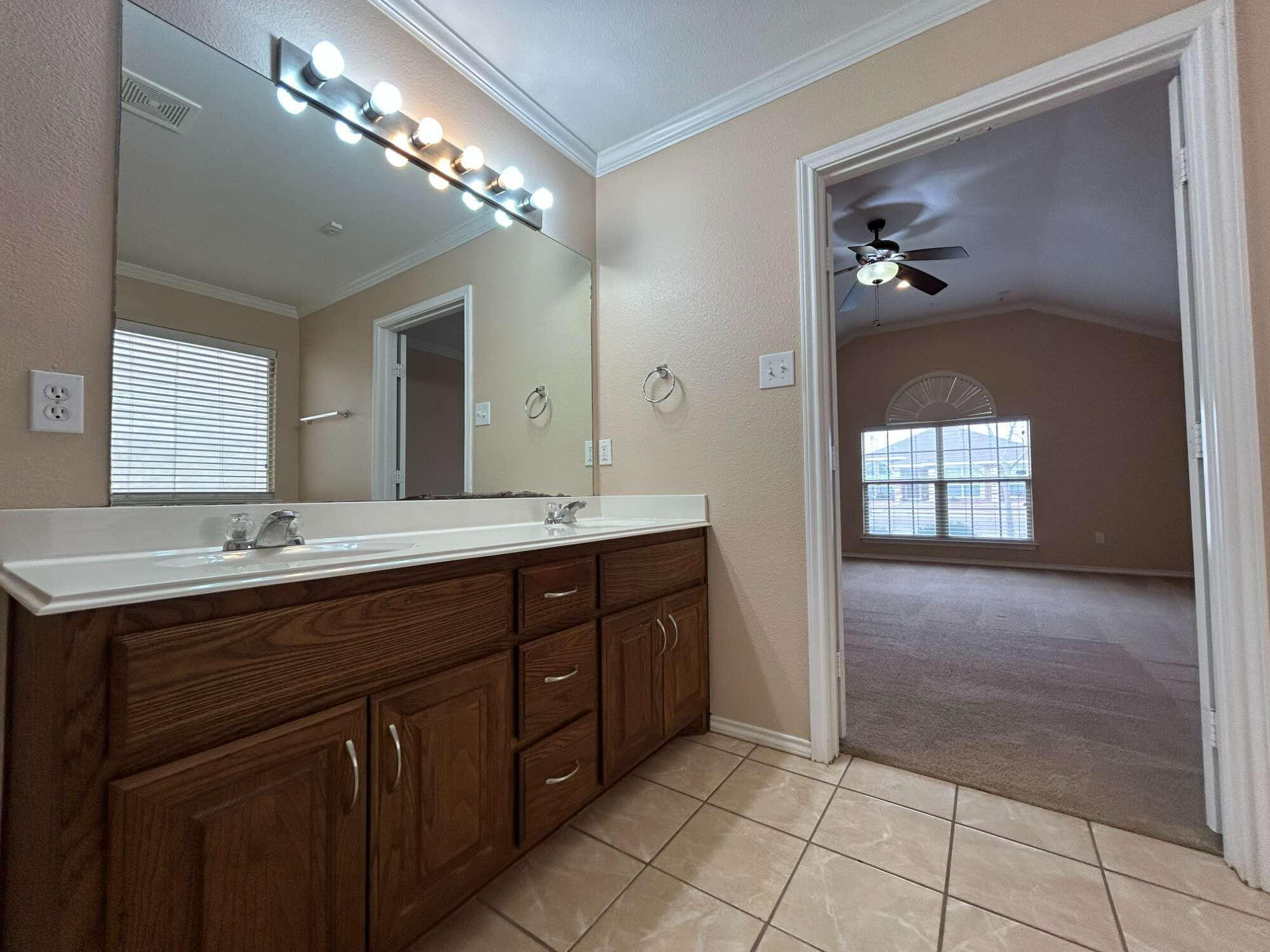 5217 Harvard Street Lubbock, TX 79416 - Photo 15 of 15 IMG_5903