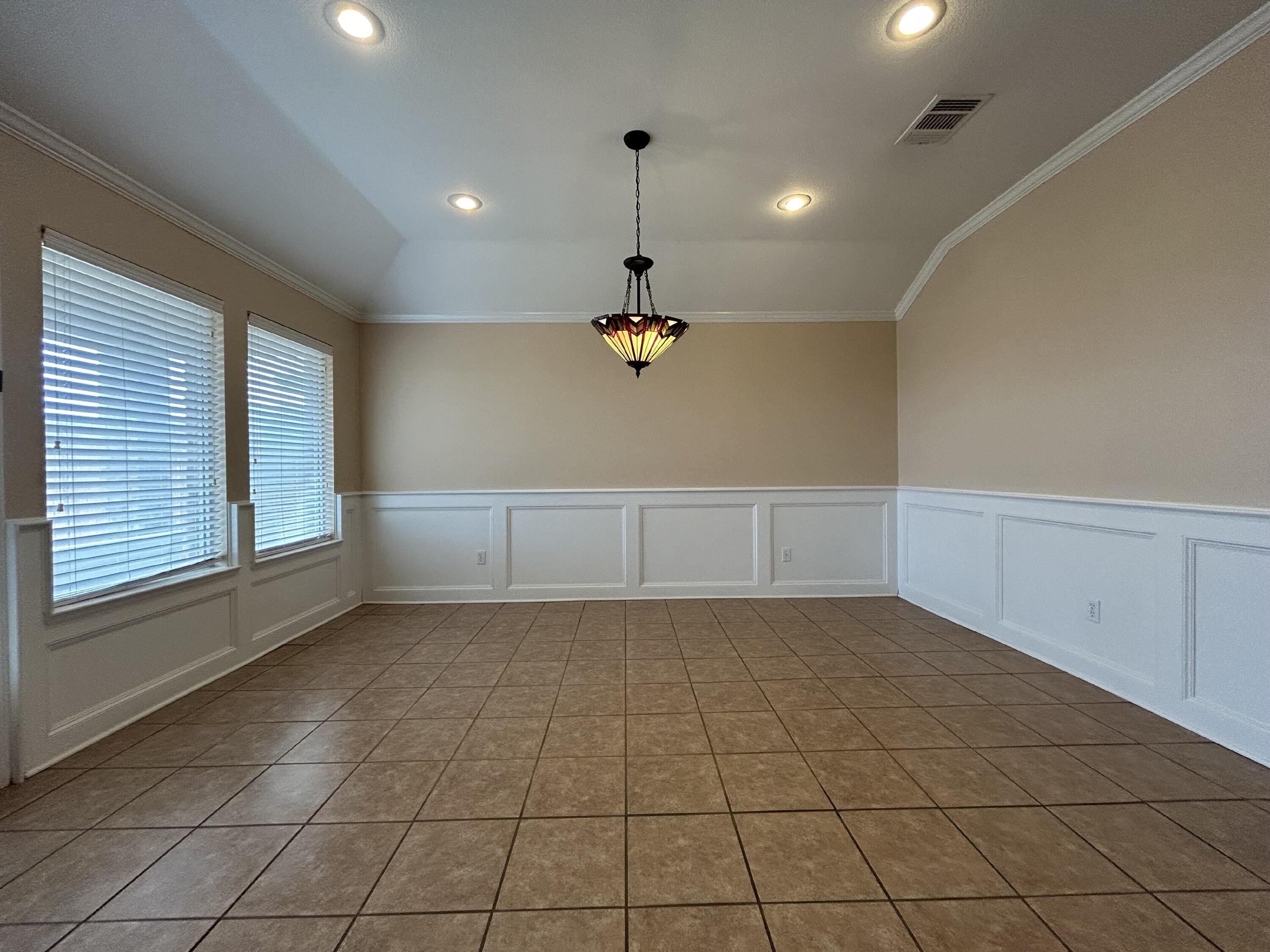 5217 Harvard Street Lubbock, TX 79416 - Photo 6 of 15 IMG_5894