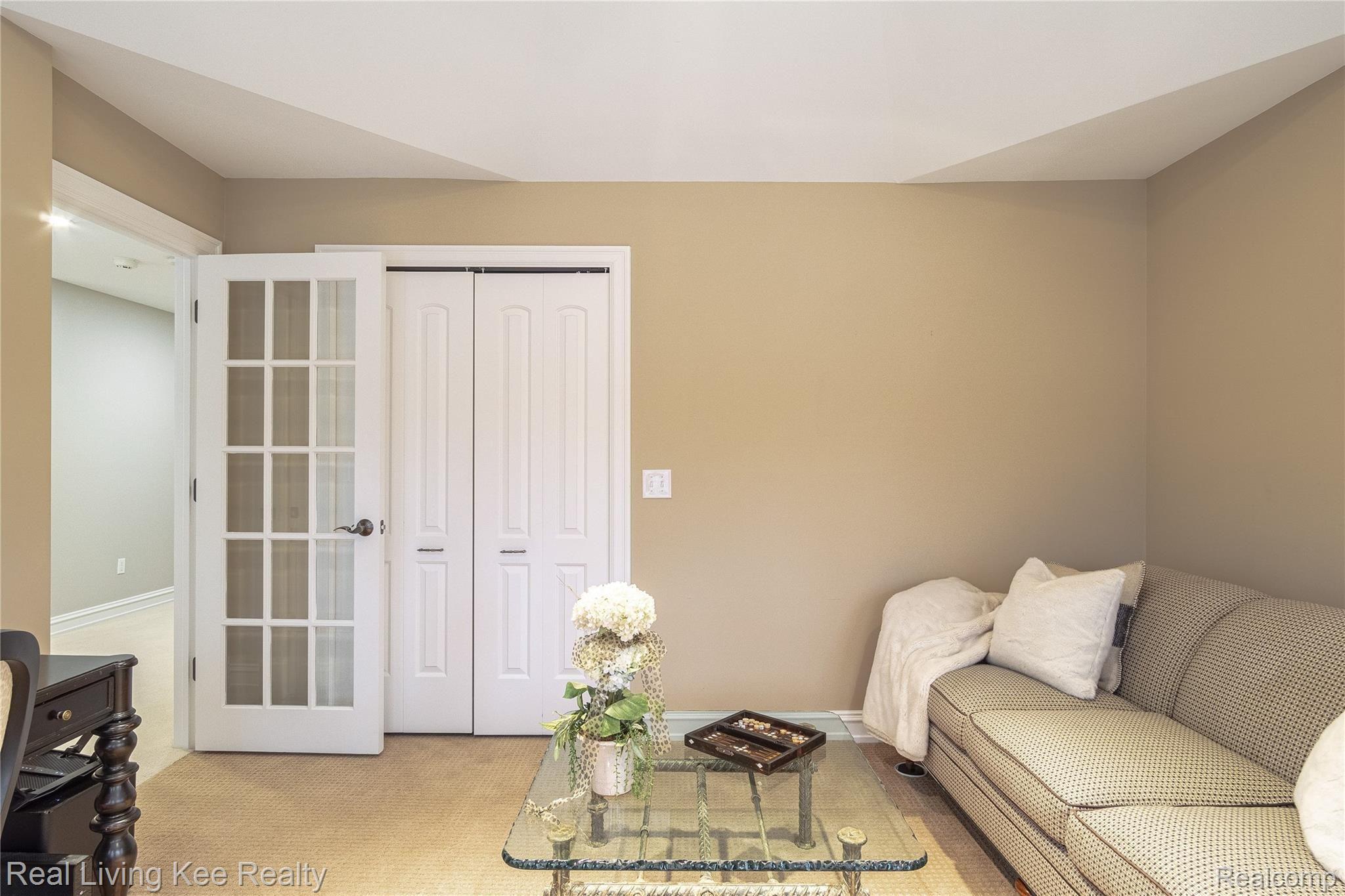 309 Ferndale Avenue Rochester, MI 48307 - Photo 60 of 75 Interiors (47 of 62).jpg