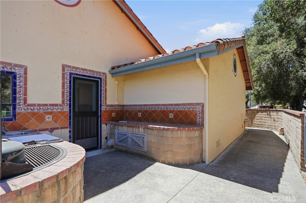 9875 Suey Creek Road Santa Maria, CA 93454 - Photo 26 of 72