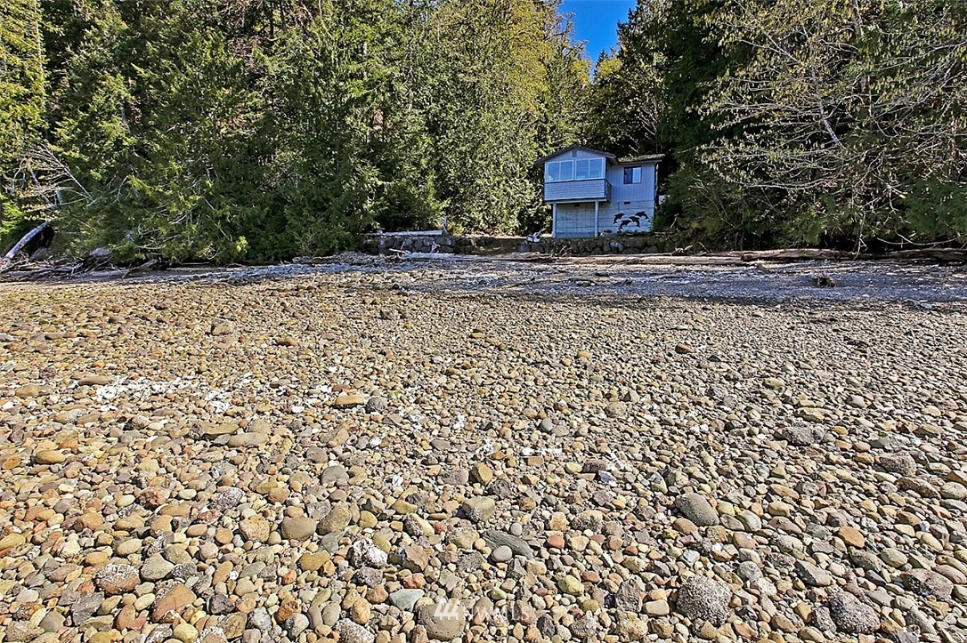 821 Northeast Capstan Rock Road Tahuya, WA 98588 - Photo 15 of 24 Gallery Image 15