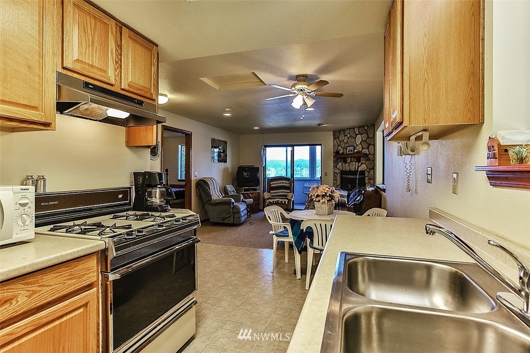 821 Northeast Capstan Rock Road Tahuya, WA 98588 - Photo 20 of 24 Gallery Image 20