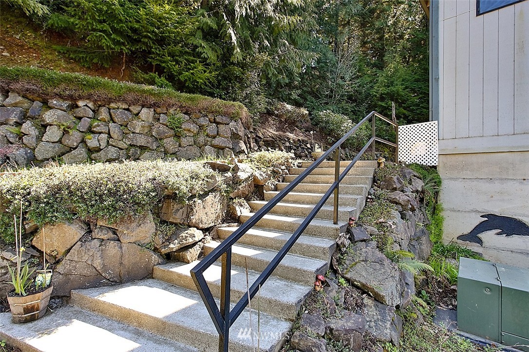 821 Northeast Capstan Rock Road Tahuya, WA 98588 - Photo 6 of 24 Gallery Image 6