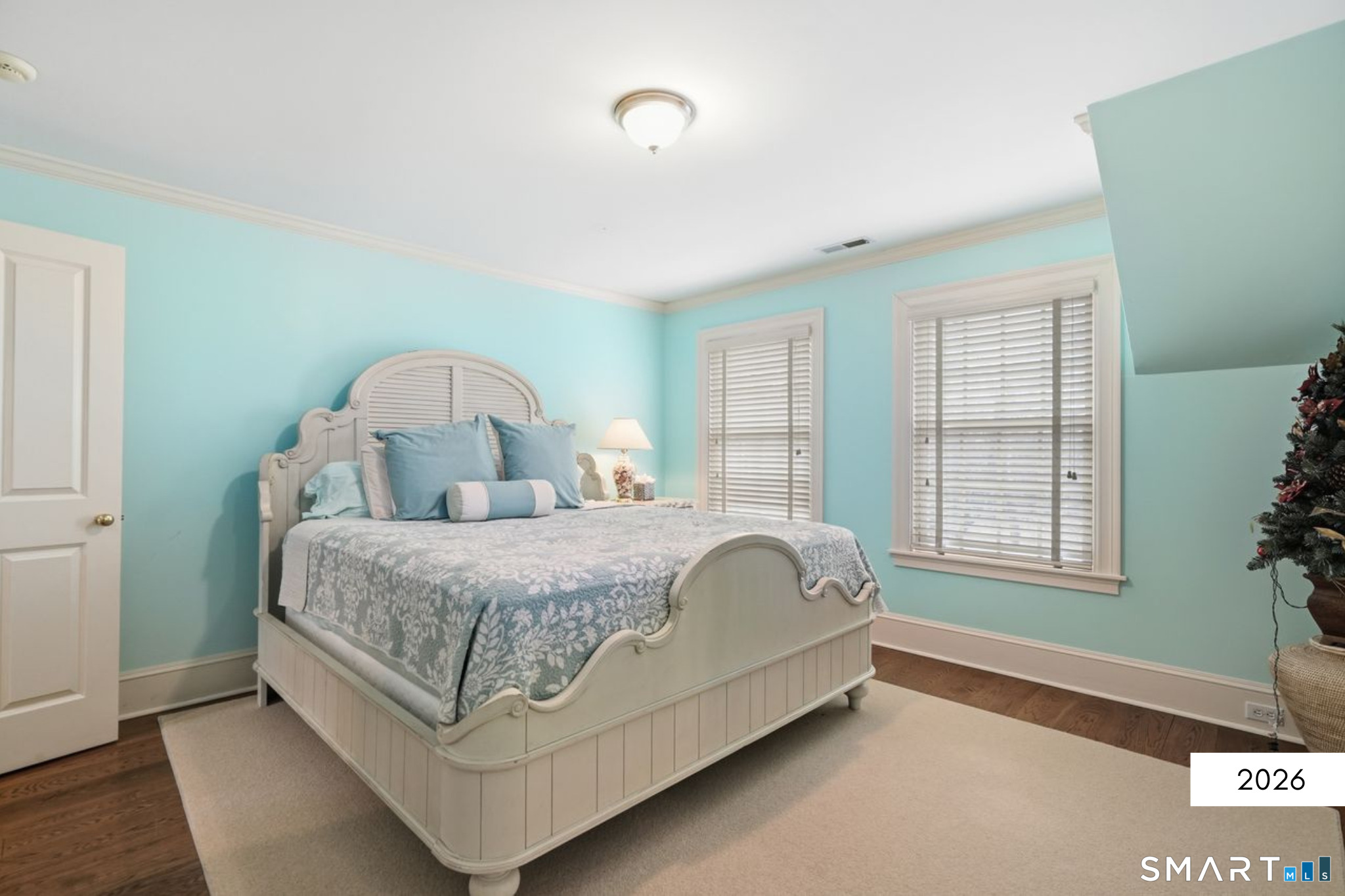 2 Ledgemoor Lane Westport, CT 06880 - Photo 25 of 38