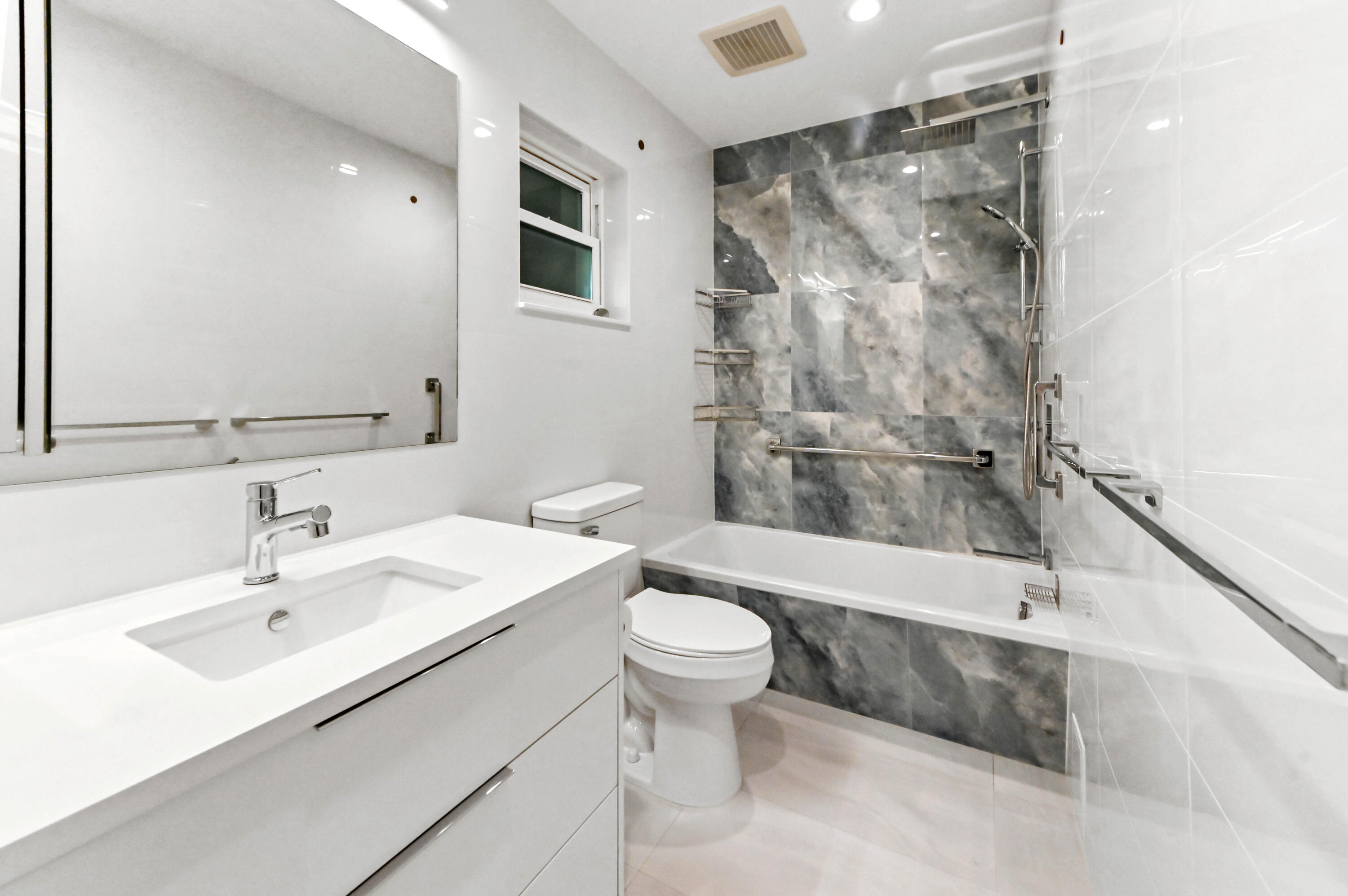 400 Northeast 20th Street, Unit A312 Boca Raton, FL 33431 - Photo 21 of 42 21 Bathroom 01
