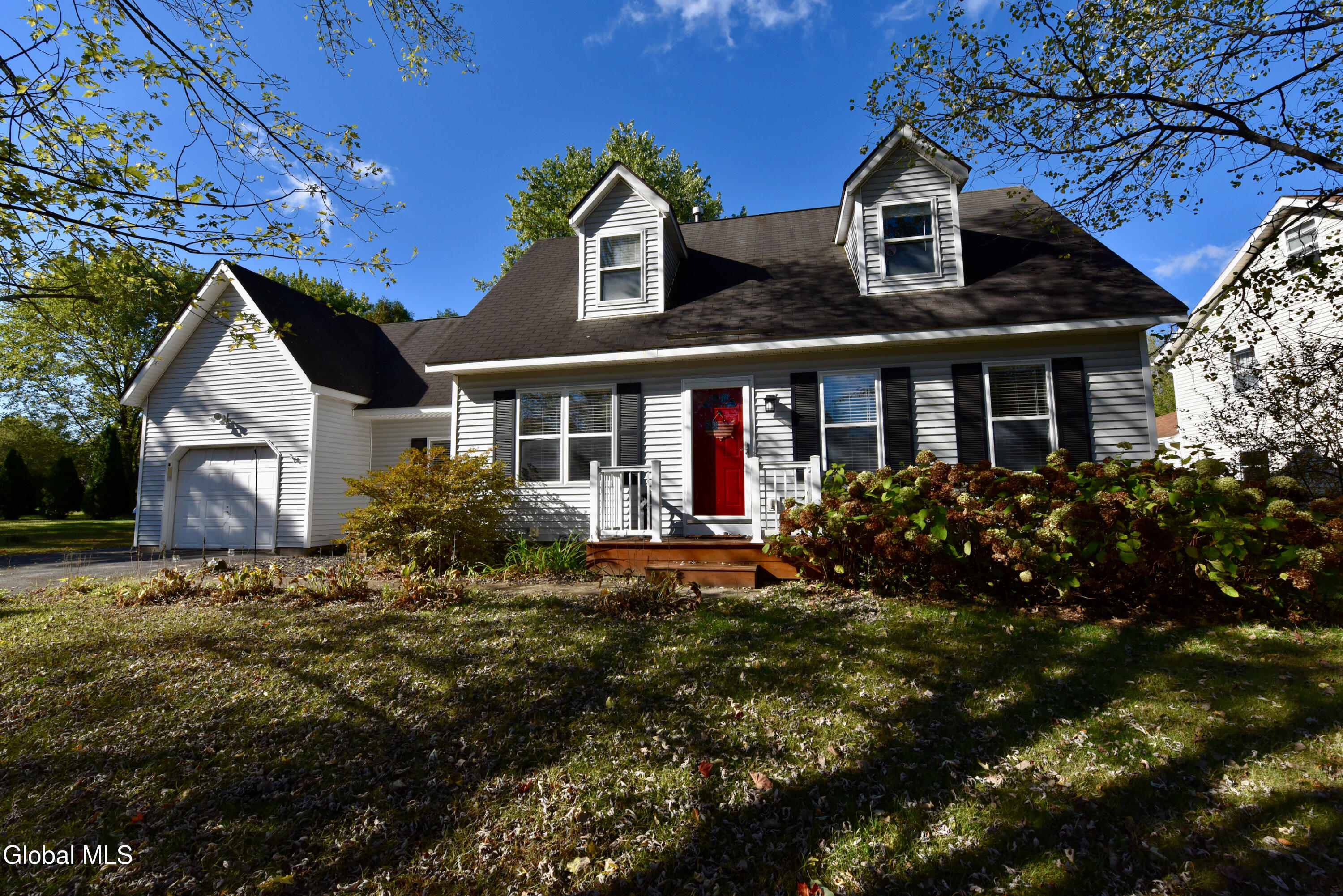 1 New Kent Road Wilton, NY 12831 - Photo 1 of 51 2