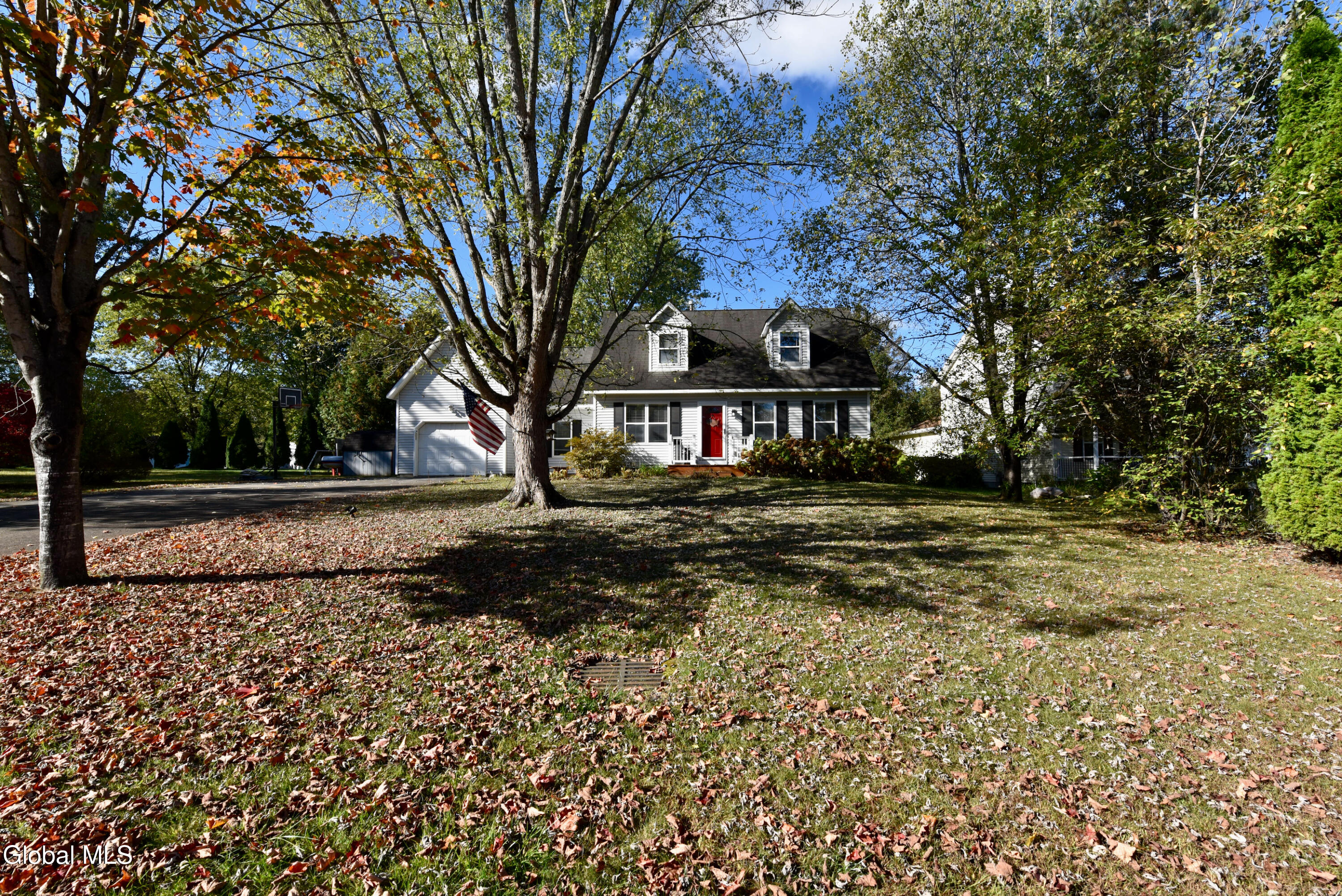 1 New Kent Road Wilton, NY 12831 - Photo 3 of 51 3