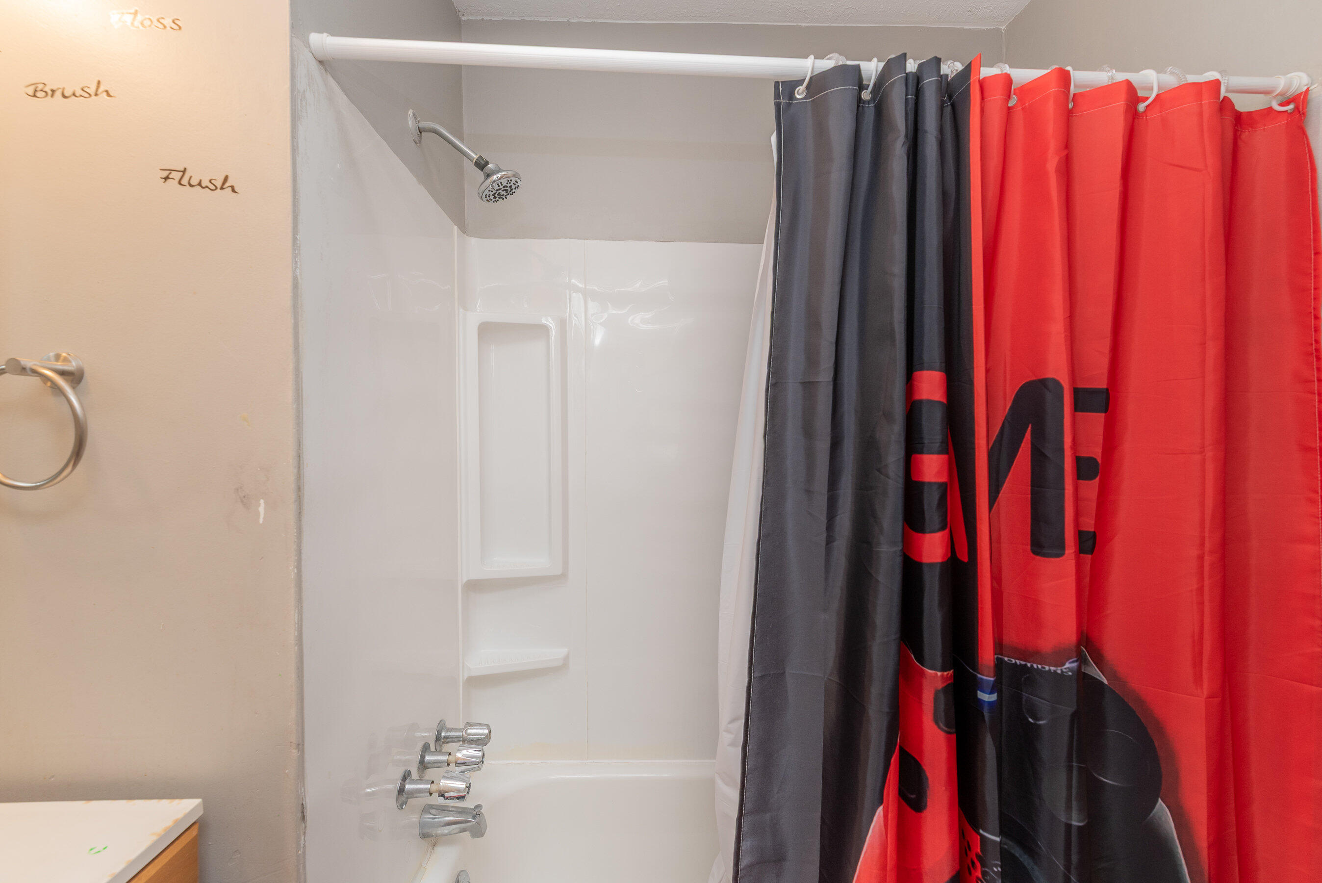 2307 Rutherford Avenue Augusta, GA 30906 - Photo 9 of 11 Bathroom