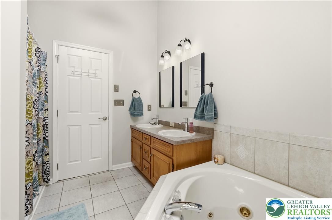 4095 Ross Road Bethlehem, PA 18020 - Photo 21 of 48 Gallery Image 21