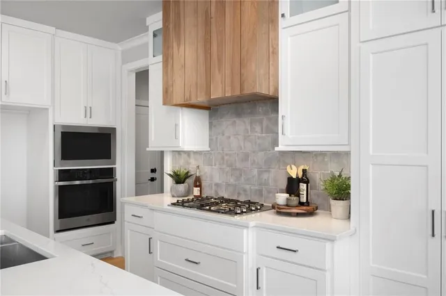 $682,175 | 1516 Northwest 106th Street, Kansas City, MO 64155