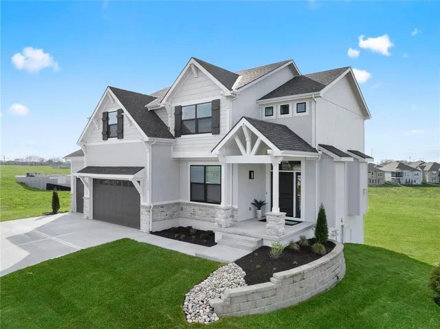 $682,175 | 1516 Northwest 106th Street, Kansas City, MO 64155