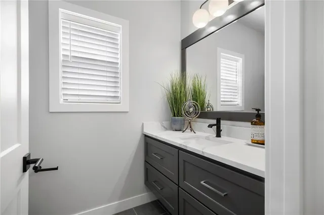 $682,175 | 1516 Northwest 106th Street, Kansas City, MO 64155