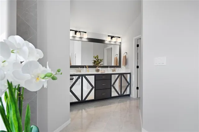 $682,175 | 1516 Northwest 106th Street, Kansas City, MO 64155