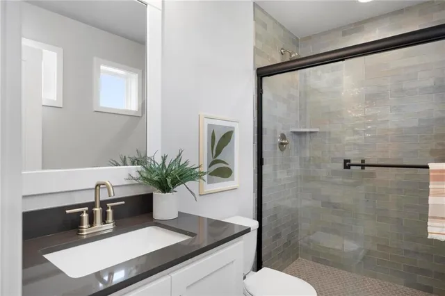 $682,175 | 1516 Northwest 106th Street, Kansas City, MO 64155