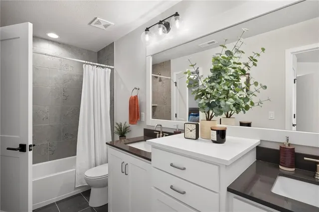 $682,175 | 1516 Northwest 106th Street, Kansas City, MO 64155