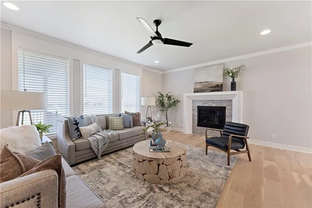 $682,175 | 1516 Northwest 106th Street, Kansas City, MO 64155