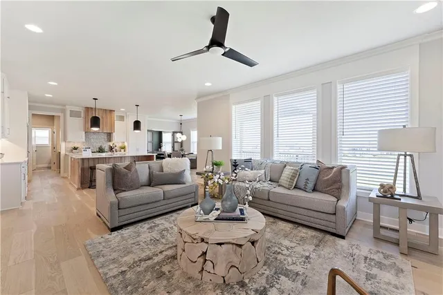 $682,175 | 1516 Northwest 106th Street, Kansas City, MO 64155