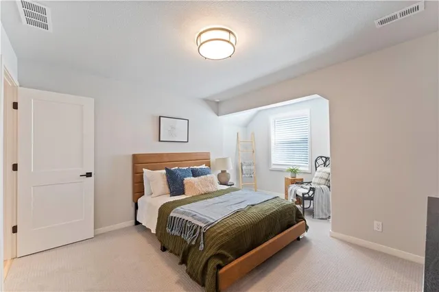 $682,175 | 1516 Northwest 106th Street, Kansas City, MO 64155